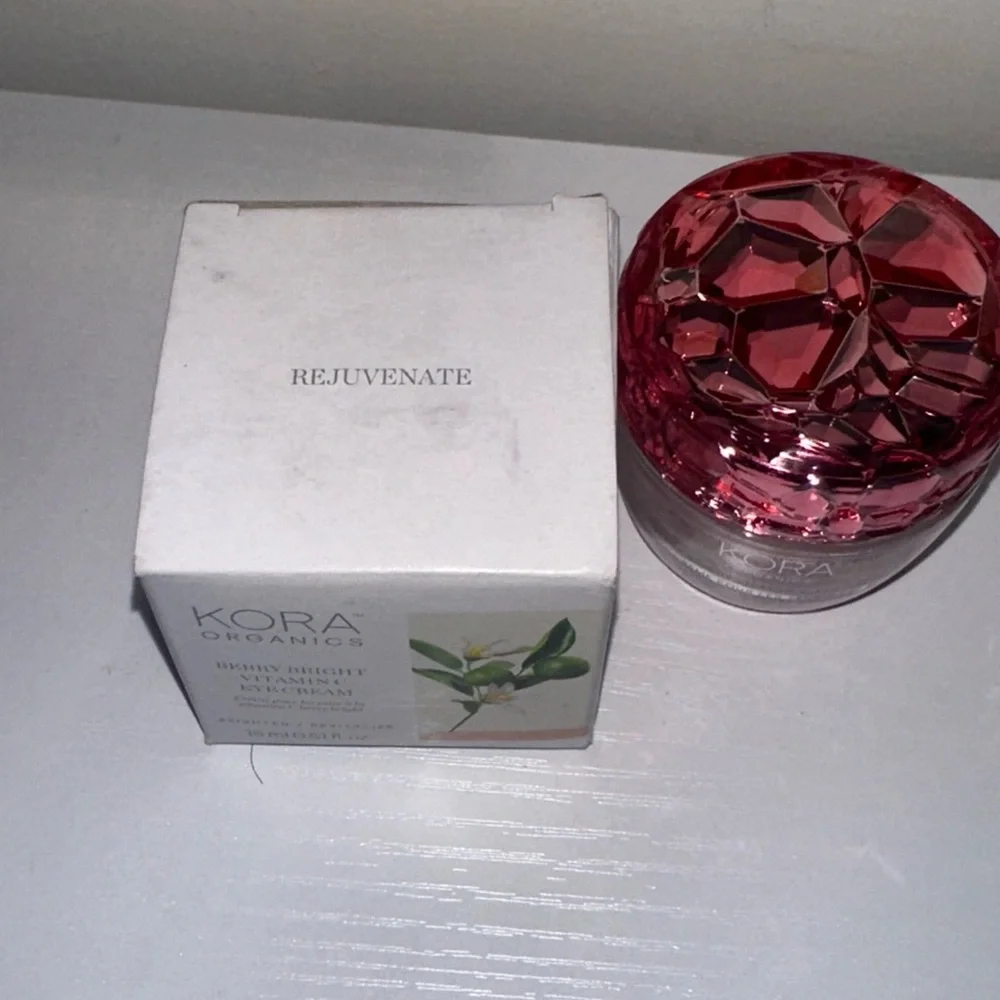 Kora Organics Berry Bright Eye Cream - Picture 2 of 3